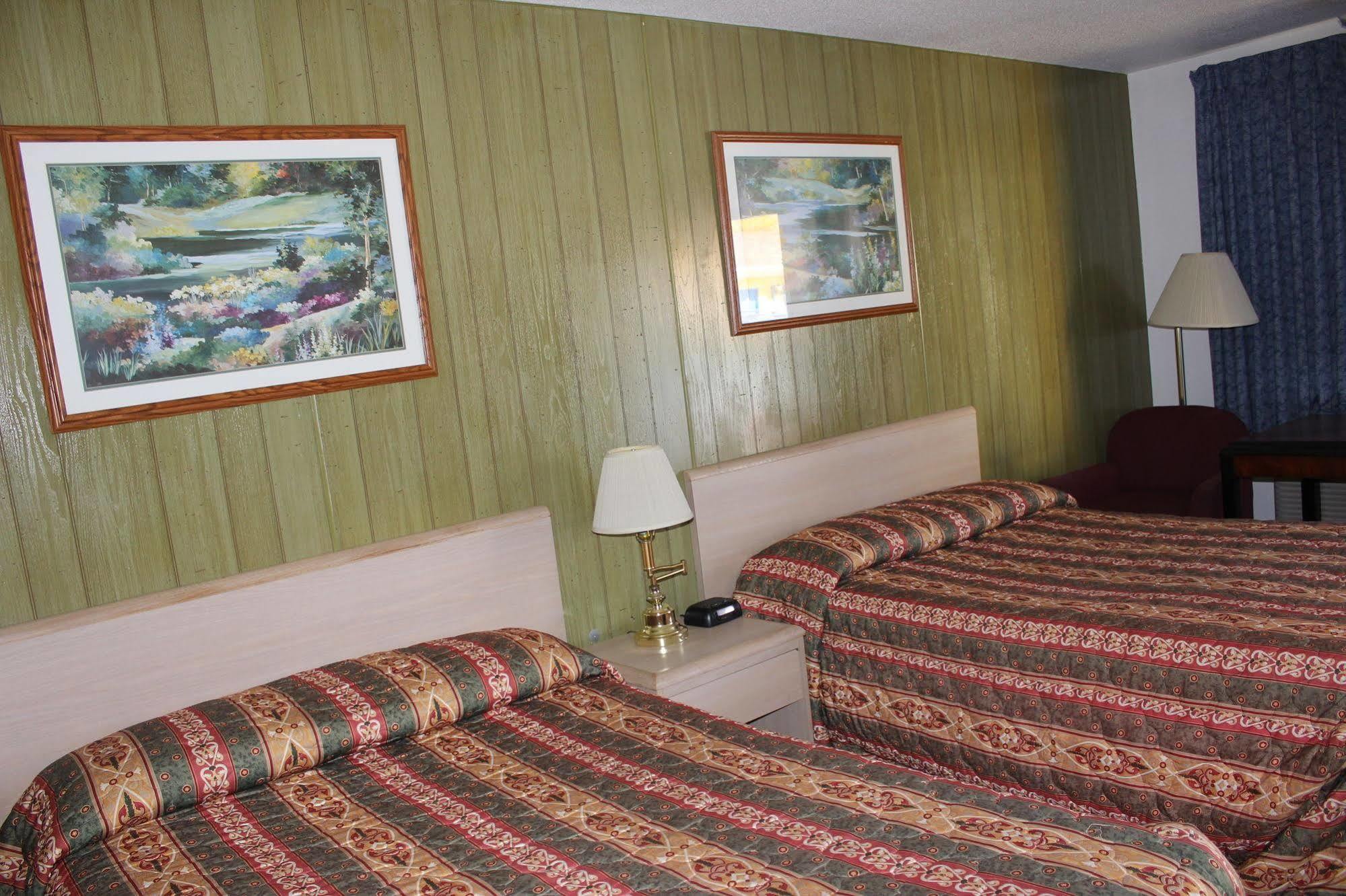 Sparta Inn Exterior photo