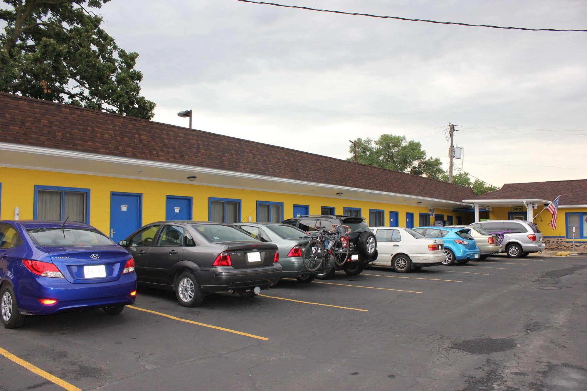 Sparta Inn Exterior photo